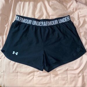 Under Armour black shorts